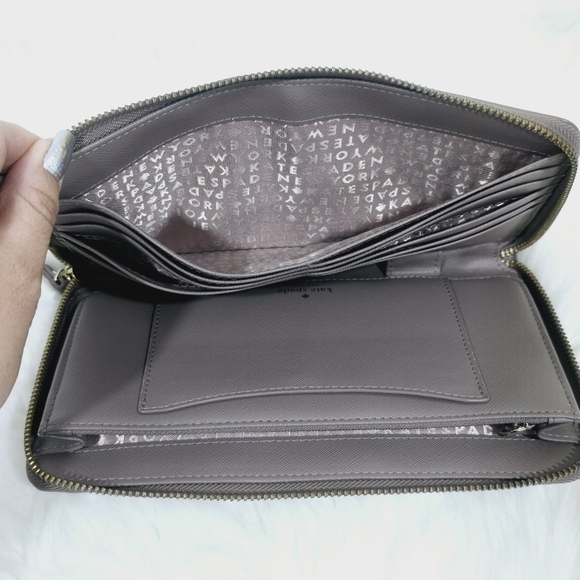 Kate Spade cell phone multi function wallet extra large - Picture 11 of 17